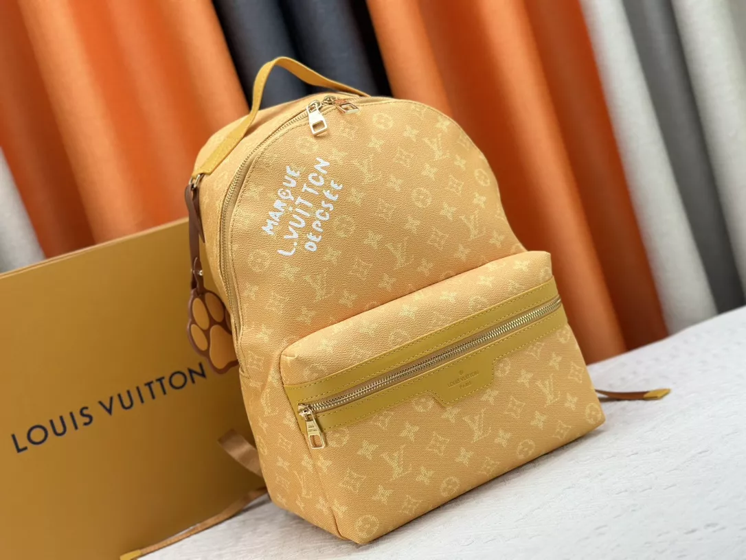 louis vuitton aaa qualite sac a dos  pour unisexe s_12707701